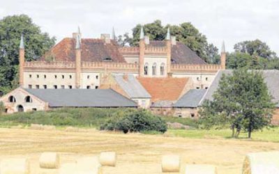 Denkmäler schwelgen zwischen „Macht und Pracht“