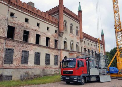 Schloss Broock wird eingerüstet