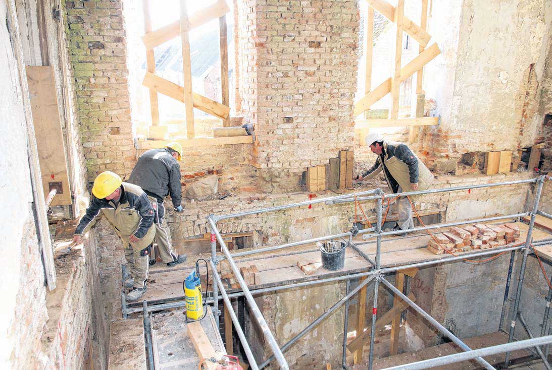 Noch keine Corona-Krise auf Großbaustellen Noch keine Corona-Krise auf Großbaustellen