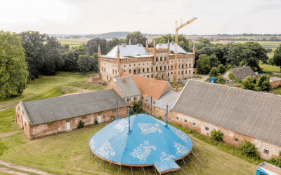 Auf Schloss-Baustelle Broock spielt ab heute die Musik
