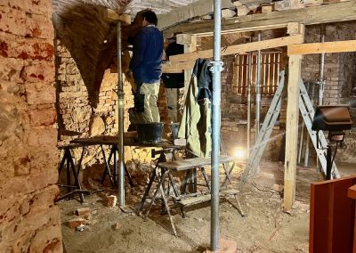 Sanierungsarbeiten an den Gewölbekappen