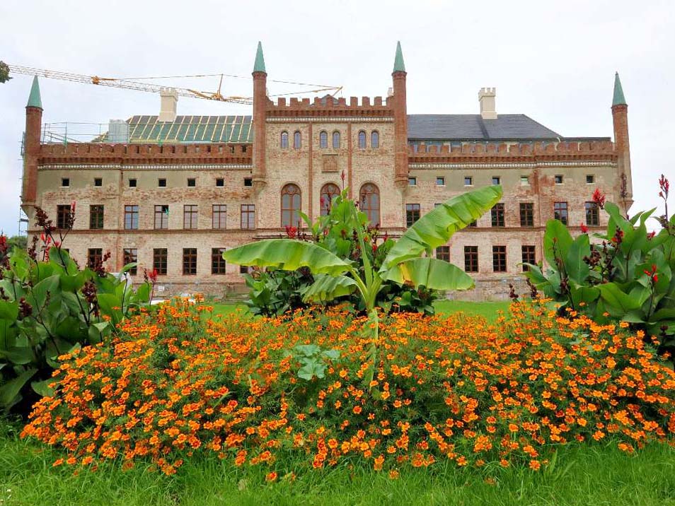 Größte Gutshaus-Baustelle des Landes lädt zu Vorträgen und Führungen ein