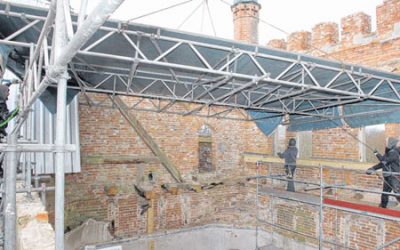 Schlossruine Broock ist nun von oben dicht